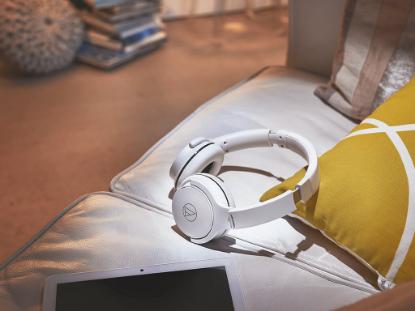 Slušalice AUDIO-TECHNICA ATH-S220BT, bežične, BT, bijele