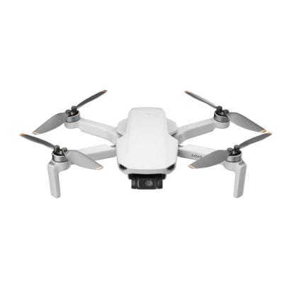 Dron DJI Mini 4K Fly More Combo, 4K kamera, 3-axis gimbal, vrijeme leta do 31min, upravljanje daljinskim upravljačem, sivi