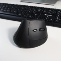 Miška OCTIO Ergo V100W, optički, bežični, BT,4000dpi, črni