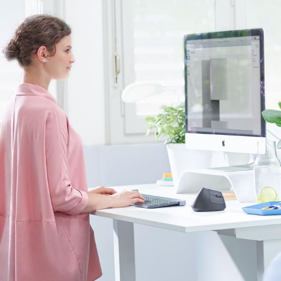 Miška LOGITECH MX Vertical Advanced Ergonomic, optički, bežični, USB, črni