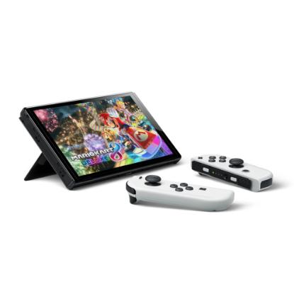 Igralna konzola NINTENDO Switch OLED Mario Kart 8 Deluxe, Booster Course Pass DLC, 12 mjeseci NSO