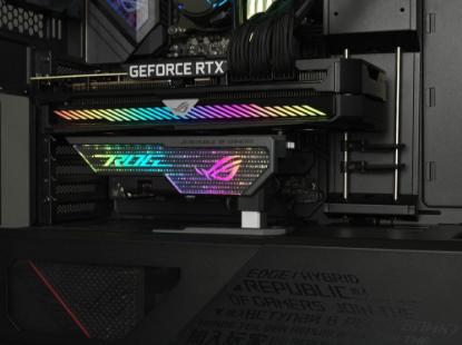 Nosilec za grafično kartico ASUS ROG Herculx Graphics Card Holder