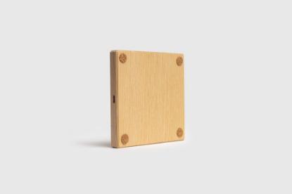 Brezžični polnilec TREED Pale Ash Qi, 15W, MagSafe