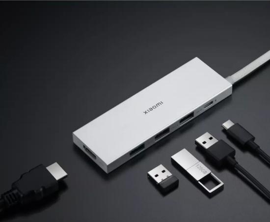 Priklopna postaja XIAOMI 5-in-1 Type-C Hub, 3x USB-A, 1x HDMI, 1x USB-C