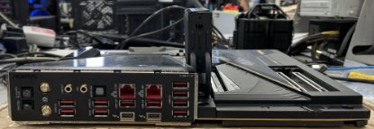 RABLJENI - Matična ploča GIGABYTE Z790 Aorus Extreme, Intel Z790, DDR5, E-ATX, s. 1700