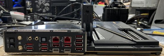 RABLJENI - Matična ploča GIGABYTE Z790 Aorus Extreme, Intel Z790, DDR5, E-ATX, s. 1700