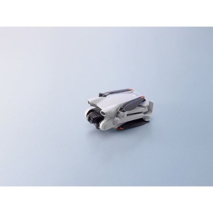 Dron DJI Mavic Mini 3 Fly More Combo, 4K kamera, 3-osni gimbal, čas letenja do 38 minut, upravljanje z daljinskim upravljalnikom, bel