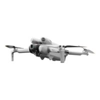 Dron DJI Mini 4 Pro, 4K kamera, 3-axis gimbal, vreme leta do 34min, daljinski upravljač, beli