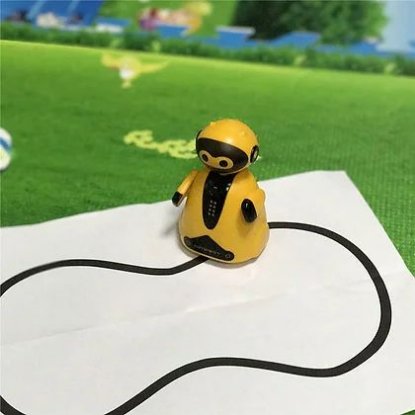 Igračka SATZUMA, robot koji slijedi linije