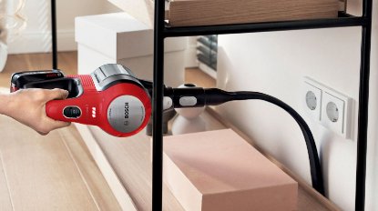 sesalnik BOSCH BBS711ANM, bežični, palčni, zglobni, 18 V, Unlimited 7 ProAnimal, rdeči