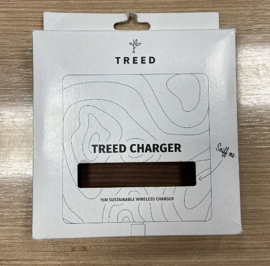 OPEN BOX - Bežični punjač TREED Dark Walnut Qi, 15W, MagSafe