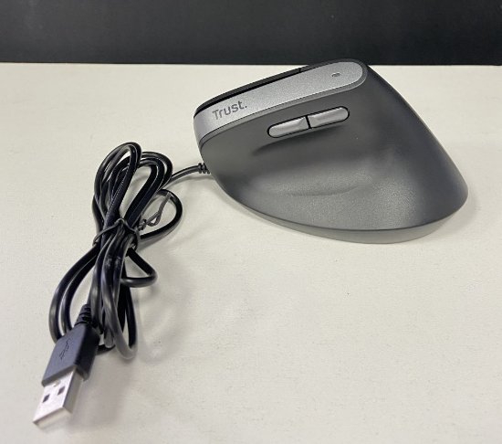 OPEN BOX - Miš TRUST Bayo II Ergonomic, optički, 2400dpi, crni
