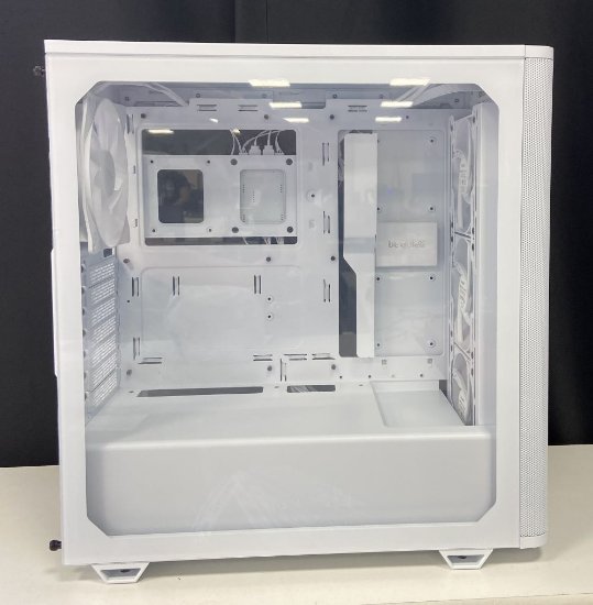 OPEN BOX - Kućište BE QUIET Pure Base 501LX, ATX, prozor, bijelo, bez napajanja