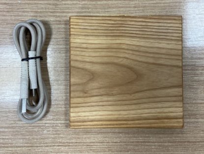 OPEN BOX - Bežični punjač TREED Pale Ash Qi, 15W, MagSafe