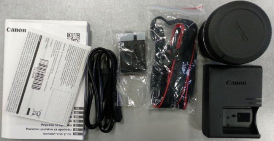 RABLJENI - Digitalni fotoaparat CANON EOS R50 + RF-S 18-45mm f/4.5-6.3 IS STM, 24,2 Mp, 4K Ultra HD, črni