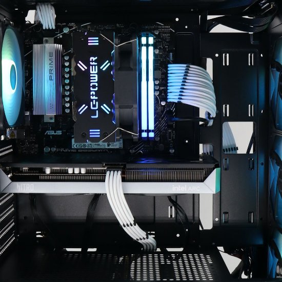 PREDNAROČILO - Računalnik EPOCH Io / Ryzen 5 7500F, 16GB DDR5, 1TB SSD NVMe, Intel Arc B570 10GB, WiFi, Windows 11, črn