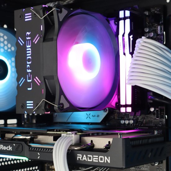 PREDNAROČILO - Računalnik EPOCH Titan / Ryzen 7 8700F, 16GB DDR5, 1TB SSD NVMe, AMD Radeon RX 9060 XT 8GB, WiFi, Windows 11, črn