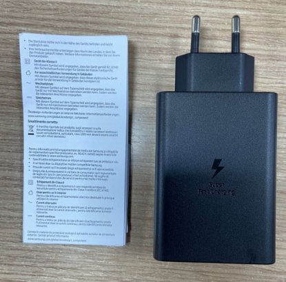 OPEN BOX - Namizni polnilnik SAMSUNG Power Adapter Trio, 2x USB-C, 1x USB-A, 65W