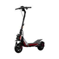 Električni skiro SEGWAY Ninebot KickScooter ZT3 Pro I, doseg do 95 km, hitrost 25 km/h, kolesa 11", črne barve