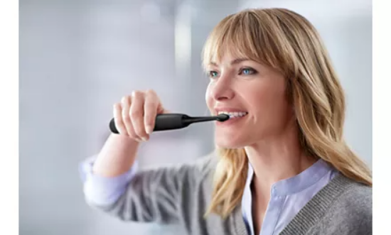 Električna zobna ščetka PHILIPS HX6850/57, sonična z UV napravo za dezinfekcijo