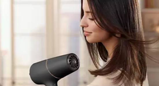 Sušilnik za lase PHILIPS BHD538/30, 2300 W, ThermoShield, difuzor, 8x več ionov, črn