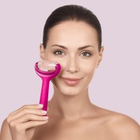 Naprava za nego obraza in telesa GESKE MicroNeedle Face & Body Roller, 9v1, magenta