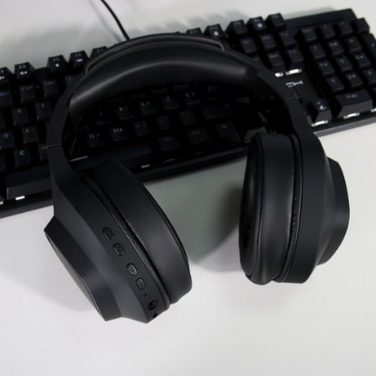 slušalke EPOCH Nix, RGB, brezžične, črne