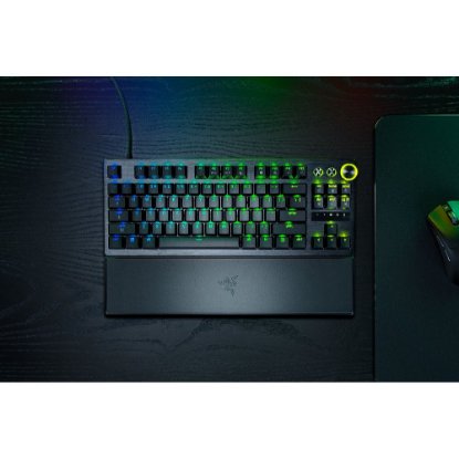 Tipkovnica RAZER Huntsman V3 Pro Tenkeyless 8KHz, Analog Optical Switch Gen 2, RGB, US Layout, USB, črna