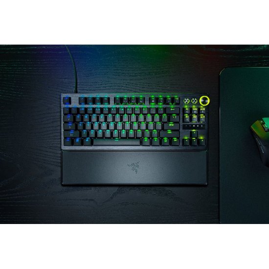 Tipkovnica RAZER Huntsman V3 Pro Tenkeyless 8KHz, Analog Optical Switch Gen 2, RGB, US Layout, USB, črna
