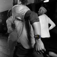 Pametna ura APPLE Watch Ultra2 v2 Cellular, 49mm Natural Titanium Case with Blue Trail Loop - M/L