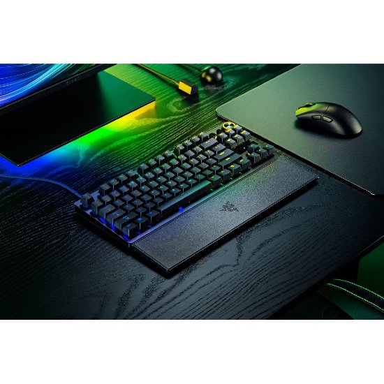 Tipkovnica RAZER Huntsman V3 Pro Tenkeyless 8KHz, Analog Optical Switch Gen 2, RGB, US Layout, USB, črna