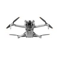 Dron DJI Mini 4 Pro, 4K kamera, 3-axis gimbal, vreme leta do 34min, daljinski upravljač, beli