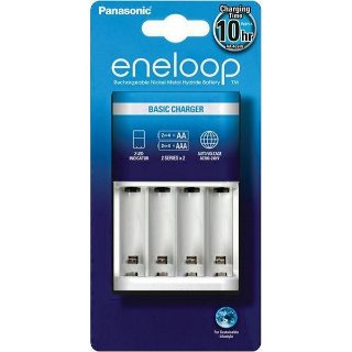 Polnilec baterij PANASONIC Eneloop Basic BQCC51E, 4 mesta za polnjenje, brez baterij