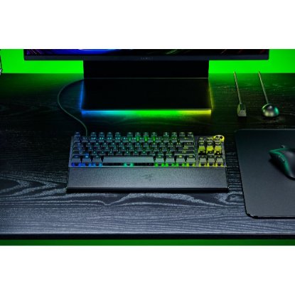 Tipkovnica RAZER Huntsman V3 Pro Tenkeyless 8KHz, Analog Optical Switch Gen 2, RGB, US Layout, USB, črna