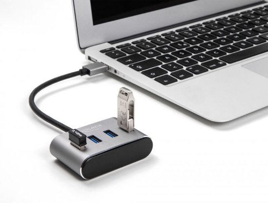 USB HUB DELOCK, 4 USB-A 3.0, 1 USB-A za polnjenje, sivi