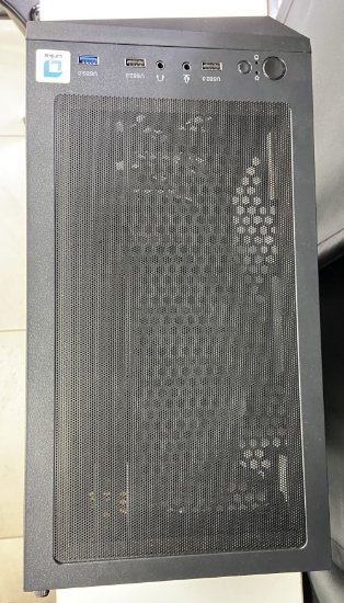 USED - Računalo EPOCH Gaming PC Galaxia / Ryzen 5 5600, 16GB DDR4, 1TB SSD NVMe, nVidia GeForce RTX 4060 8GB, WiFi, bez OS, crno