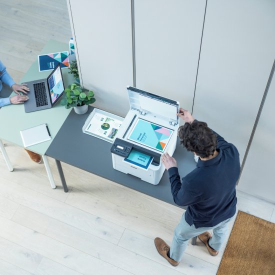 Multifunkcijski tiskalnik BROTHER DCPL3520CDW, laser, printer/scanner/copy, duplex, 600dpi, WiFi