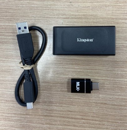 OPEN BOX - SSD vanjski 2TB KINGSTON XS1000, SXS1000/2000G, 1050/1000 MB/s, USB-C 3.2 Gen2