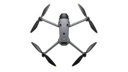 Dron DJI Mavic 4 Pro Fly More Combo, 6K kamera, 3-osni gimbal, čas letenja do 51 min, upravljanje z daljinskim upravljalnikom
