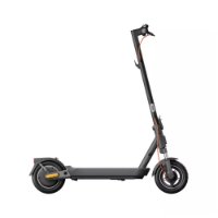Električni skiro XIAOMI Electric Scooter 5 Pro, autonomija do 60km, hitrost 25km/h, kolesa 10˝