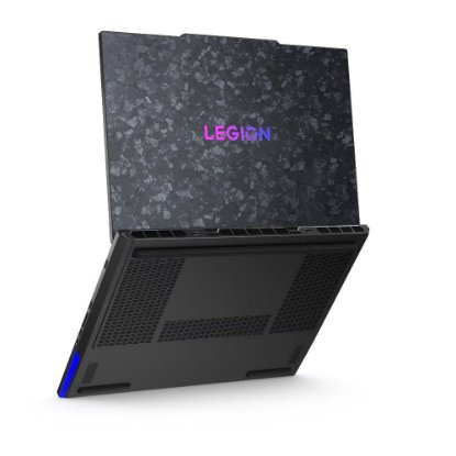 Prenosnik LENOVO Legion 9 83EY003QSC / Core Ultra 9 275HX, 192GB, 4TB SSD, nVidia GeForce RTX 5090 24GB GDDR7, 18" WQUXGA 240Hz IPS, Windows 11 Pro, črn