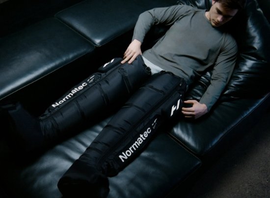 Naprava za masažo HYPERICE Normatec Elite