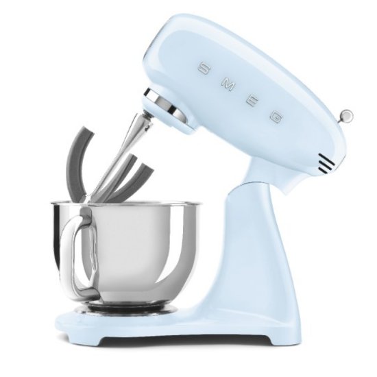 Kuhinjski robot SMEG SMF03PBEU, 800 W, 4,8 l, pastelno plava