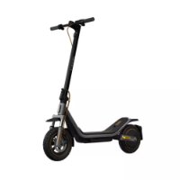 Električni romobil XIAOMI Electric Scooter 6 Pro, autonomija do 70 km autonomija, brzina 25 km/h, kotači 12"