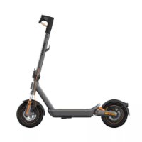 Električni romobil XIAOMI Electric Scooter 6 Max, autonomija do 70 km, brzina 25km/h, kotači 12˝