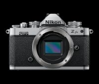 Digitalni fotoaparat NIKON Z FC body, 20,9 MP, DX CMOS senzor, 4K Ultra HD, srebrni