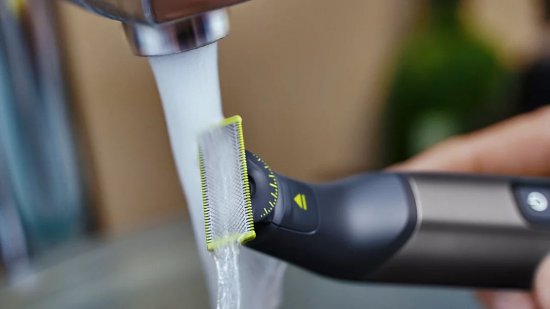 Aparat za brijanje PHILIPS QP6652/61, OneBlade Pro 360, lice+tijelo, crno