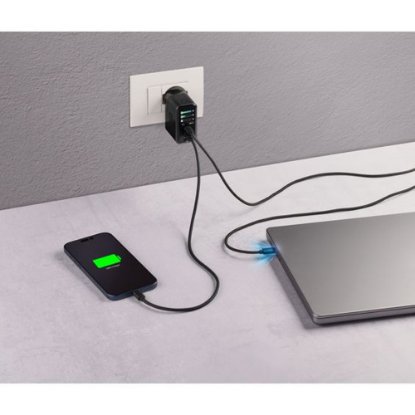 Kućni punjač CELLULARLINE, GAN+, 67W, Powerview IQ, 2x UCB-C, USB-A, crni + USB-C kabel
