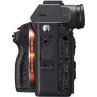 Digitalni fotoaparat SONY Alpha A7 III + FE 28-70mm f/3.5-5.6 OSS II, 24,2 Mp, 4K Ultra HD, crni