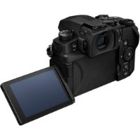 Digitalni fotoaparat PANASONIC Lumix DC-G97 + Lumix G Vario 14-140mm f/3.5-5.6 II ASPH. POWER O.I.S., 20,3 Mp, 4K Ultra HD, crni